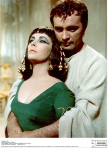 Elizabeth Taylor and Richard Burton in the film "Cleopatra"